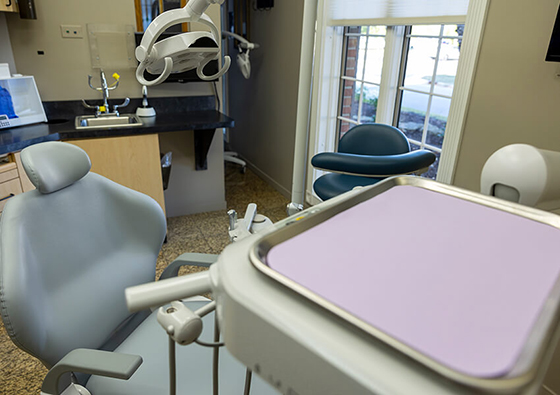 Dental treatment chair