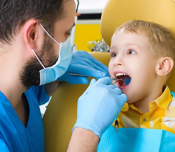 Boy visiting pediatric dentist in Naperville